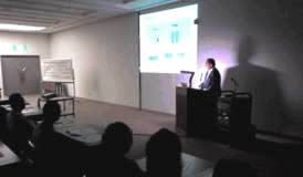 写真2．講演を通じての啓蒙活動