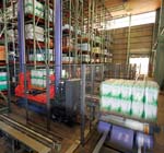 日本ペイント販売株式会社殿　シャトルタイプのSTV（1台）。時間当たりの処理能力は100パレット。