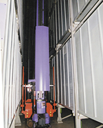 鹿児島共同倉庫株式会社殿　空調管理の行き届いた自動倉庫内